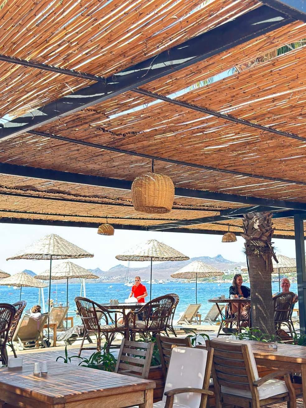 Ambrosia Hotel Beach & Spa Bitez Exteriör bild