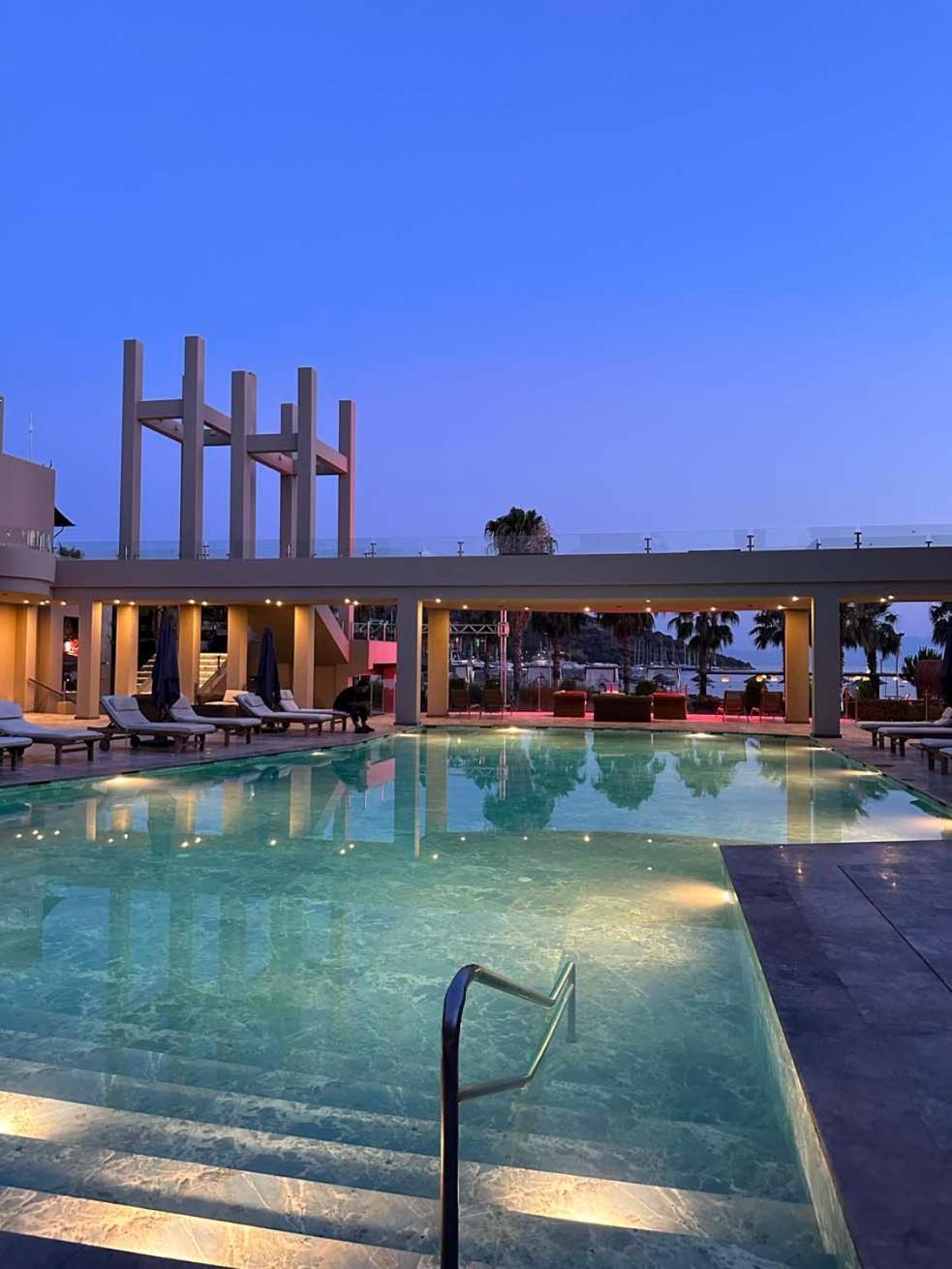 Ambrosia Hotel Beach & Spa Bitez Exteriör bild