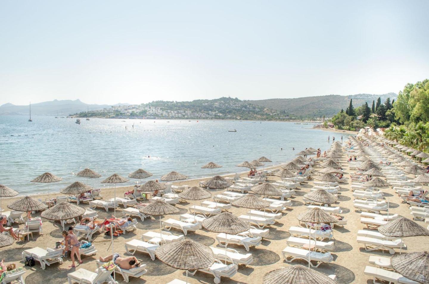 Ambrosia Hotel Beach & Spa Bitez Exteriör bild